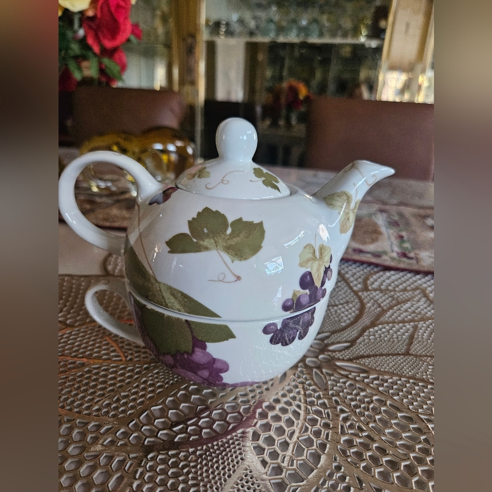Living Quarters Stackable Teapot Grape Vine Collectable Purple Green White